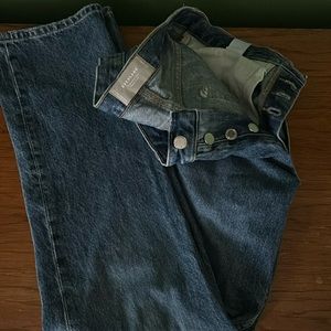 Everlane The Everybody Jean with Organic Cotton and button fly size E5 short